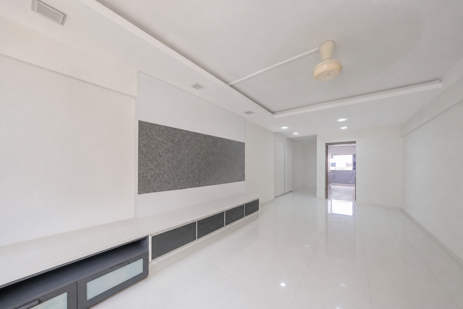 105 Potong Pasir Avenue 1, digitally decluttered interior view 2